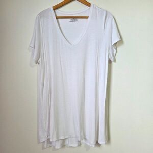 EUC HUE WHITE SUPER SOFT DEEP V NECK LONG LINE TEE SIZE XL